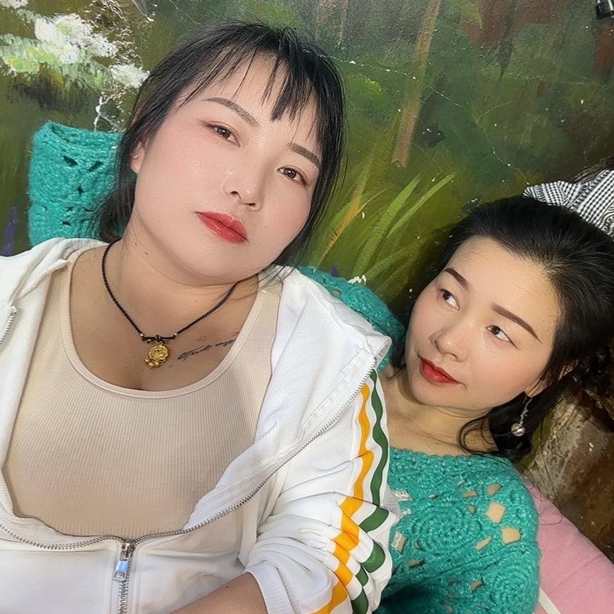 两颗痣（妖婆团）