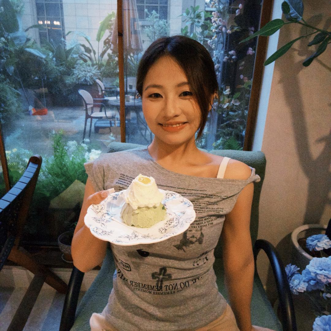 爱吃橙汁鱼片的叮当猫