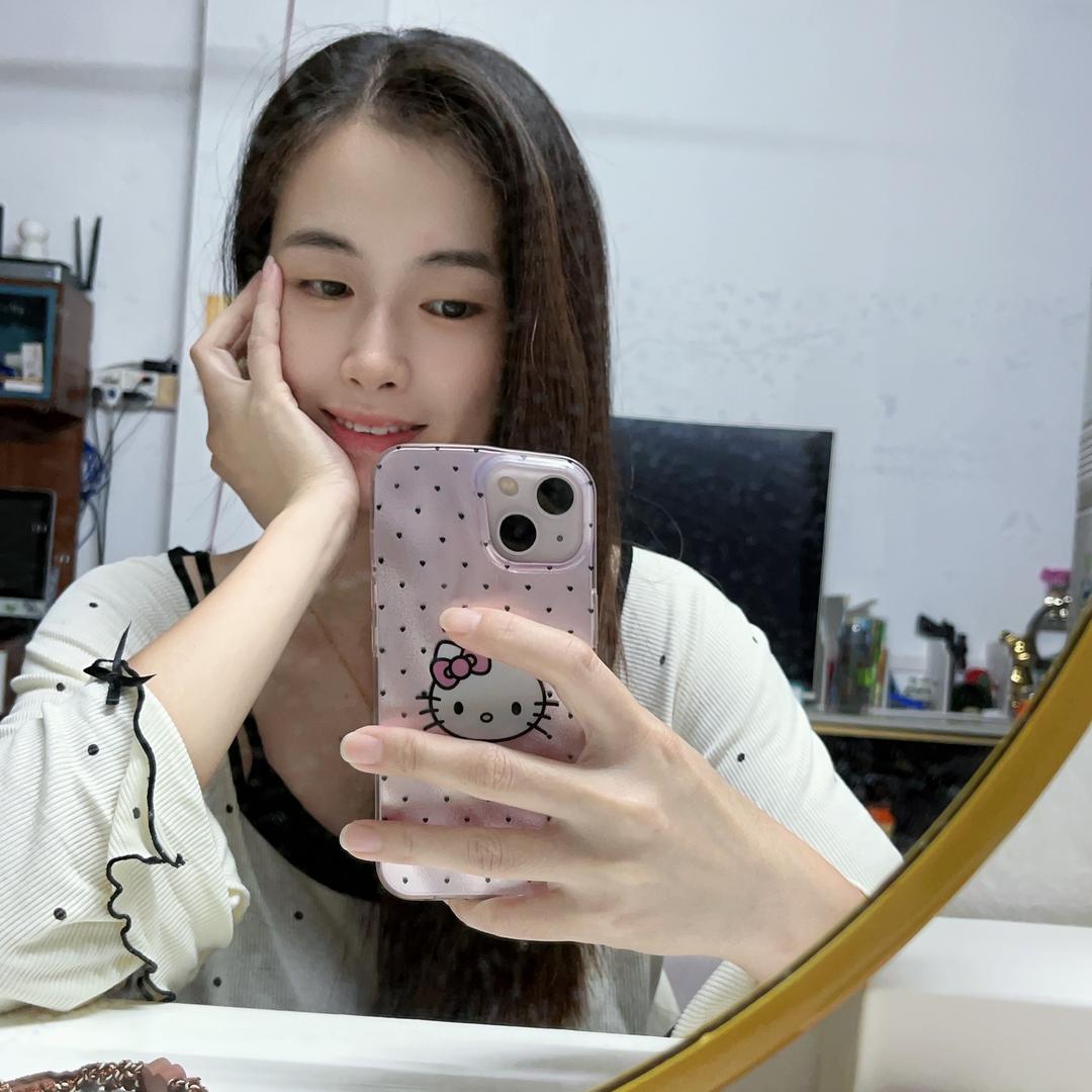 大黄和小吴