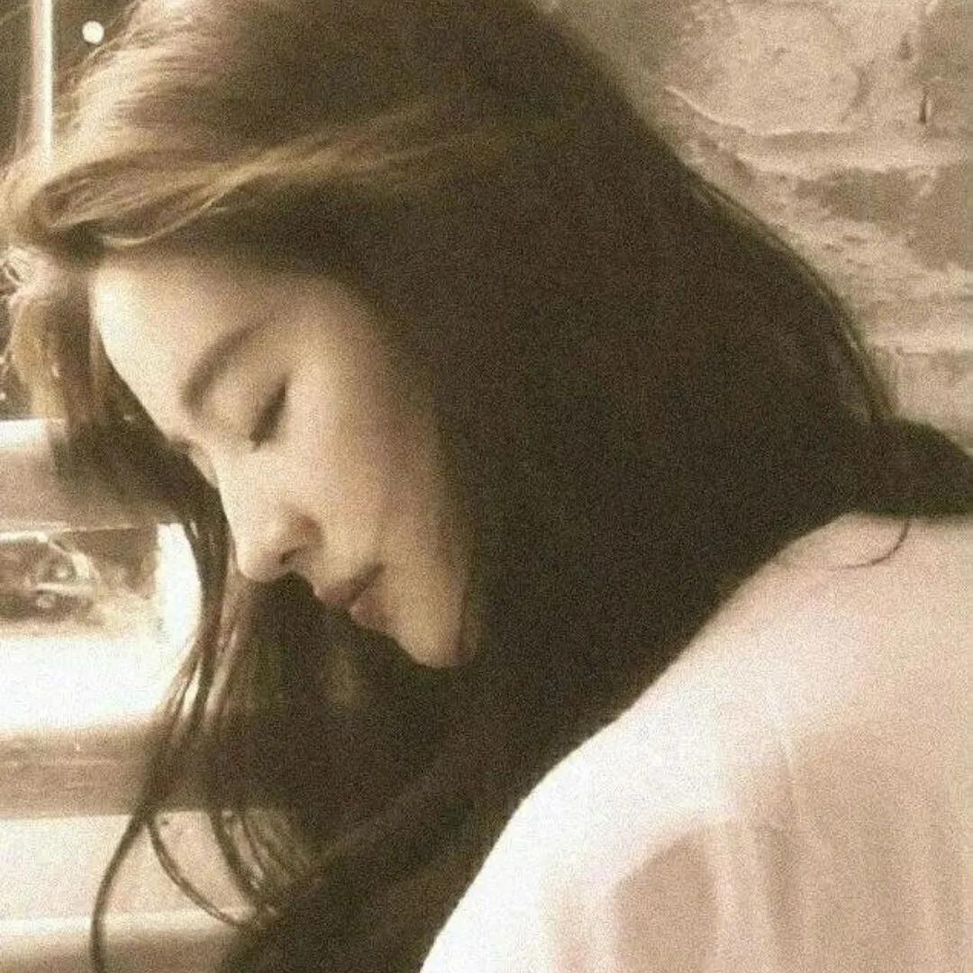 七七紫腚行✨💫