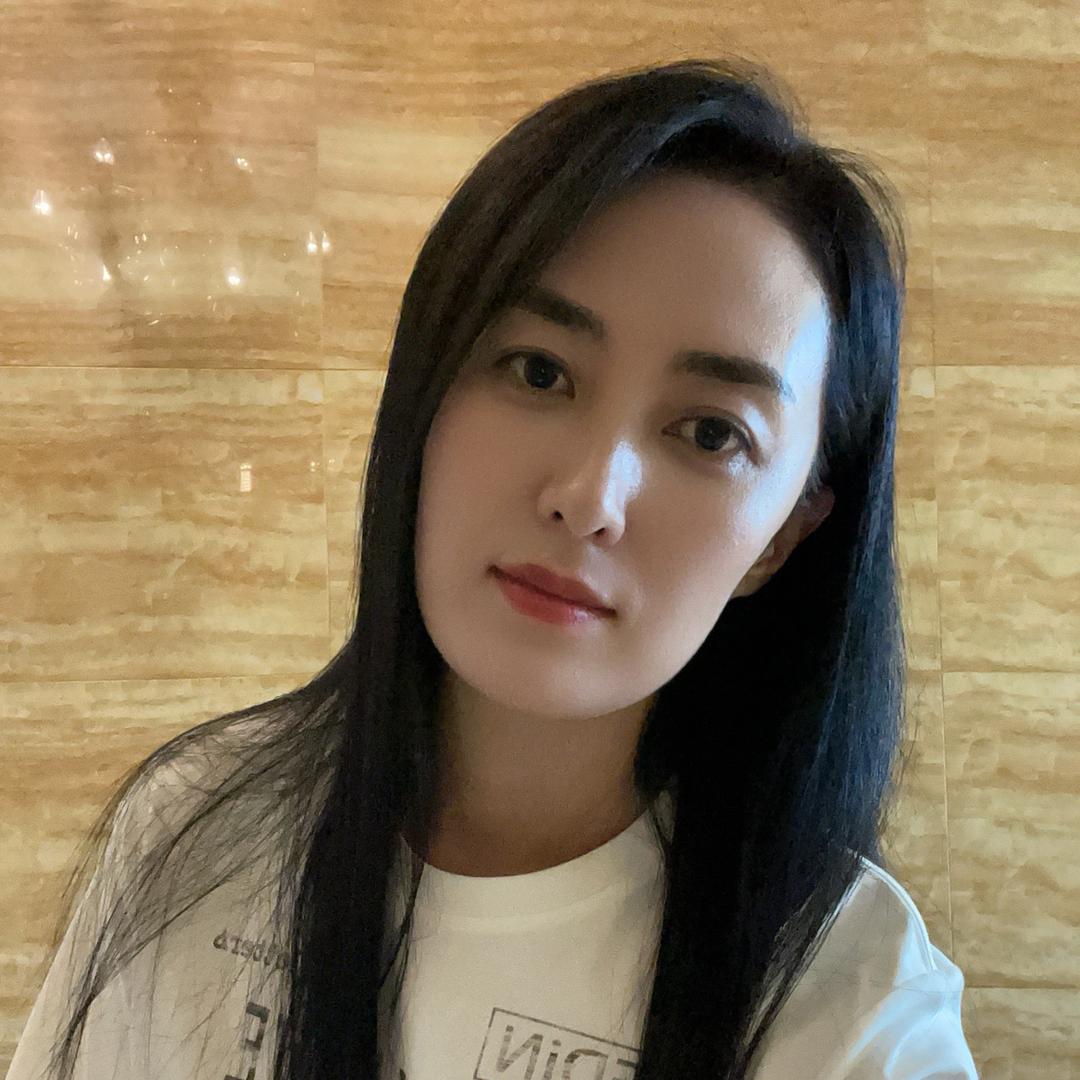 艳丽