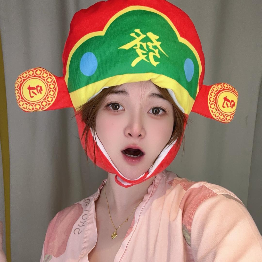 ˙Ꙫ˙.