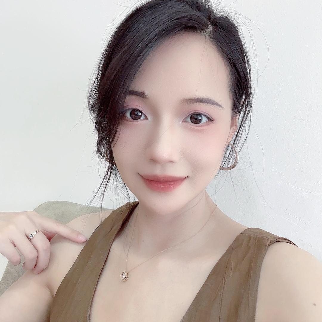 琼儿