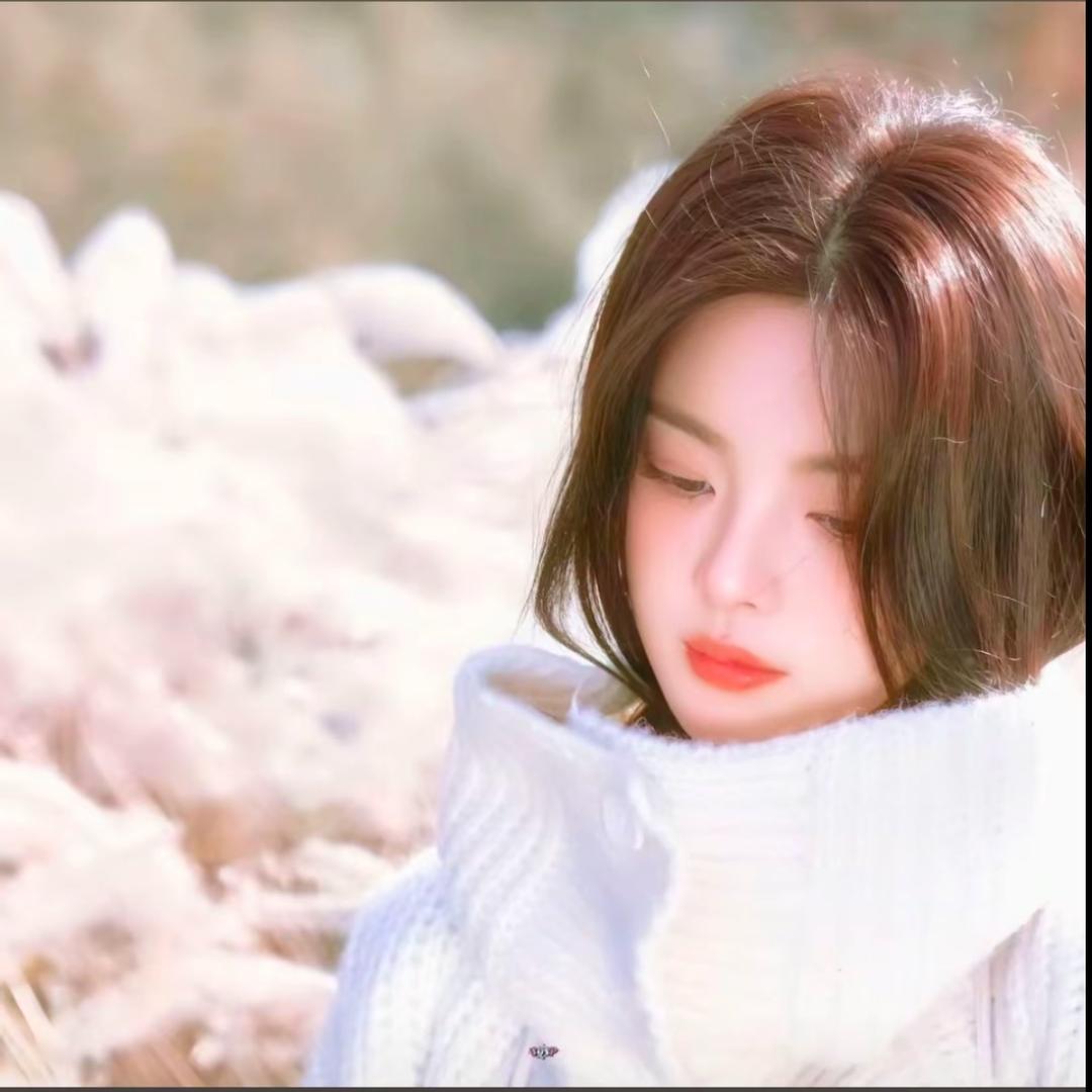 𝙞𝙪𝙠𝙤𝙞𝟳𝟳💛