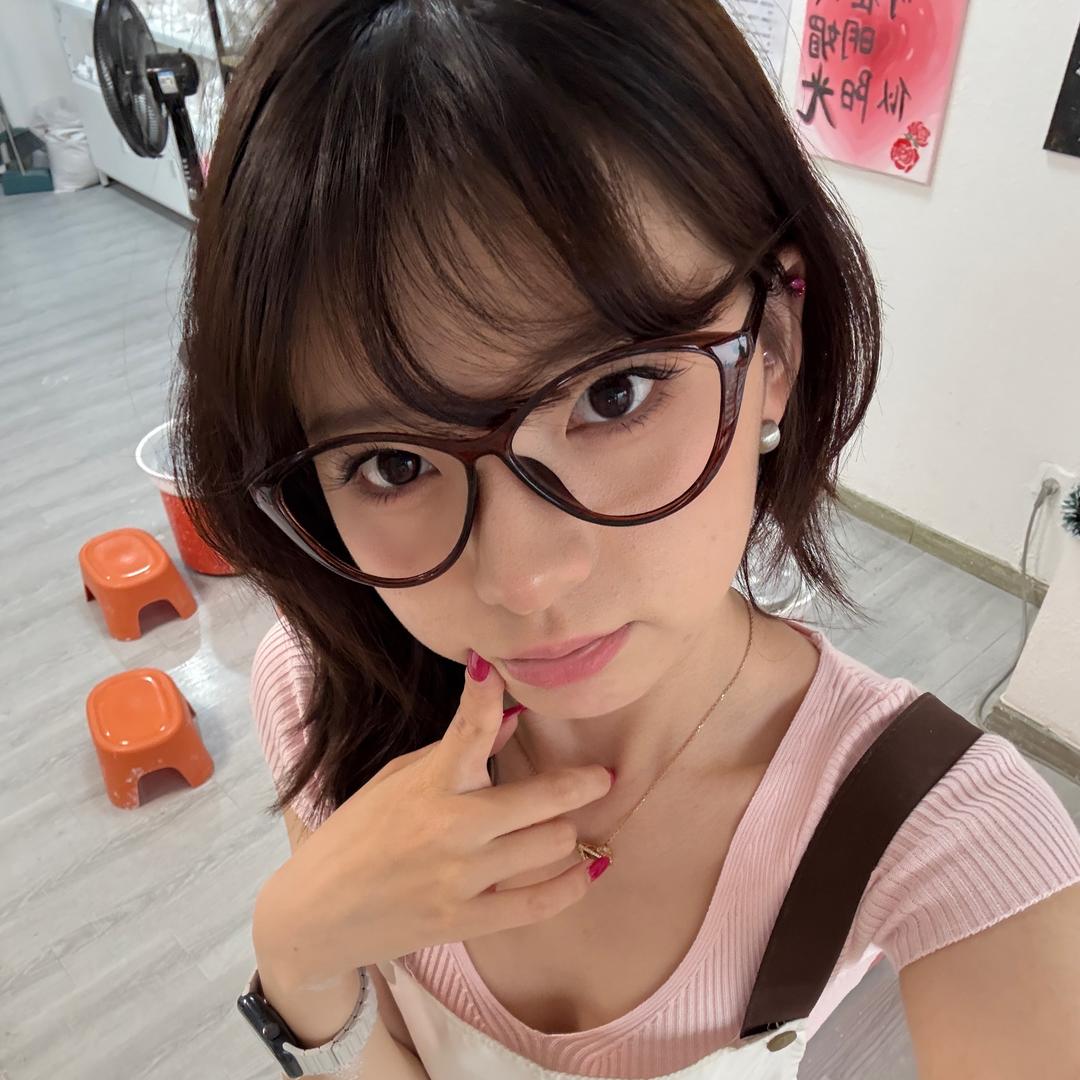 无敌哦哦嗯嗯