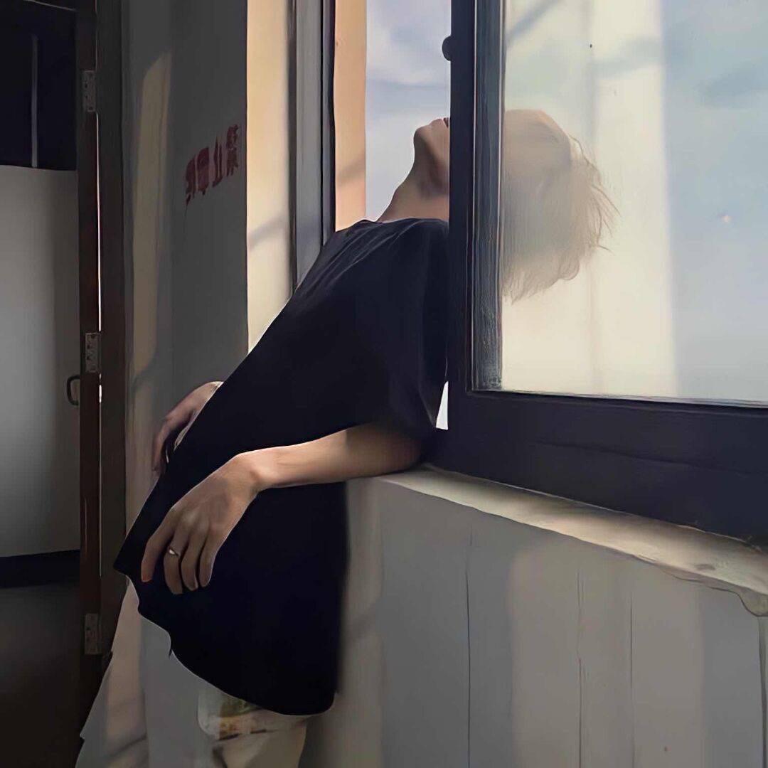 陆小果.