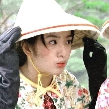 红茶拿铁少冰多奶换燕麦奶