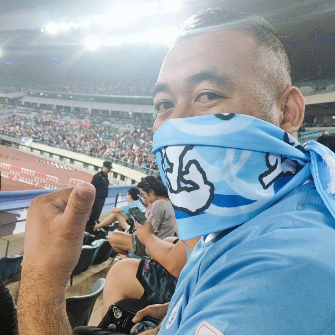 汽车救援的小🔥纸