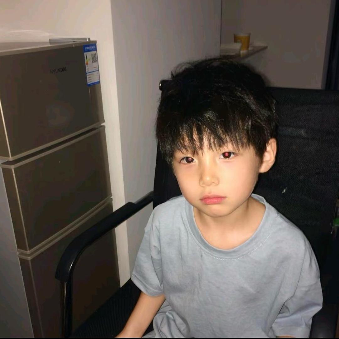 牛爷爷cos性感猫娘勾引隔壁壮壮妈