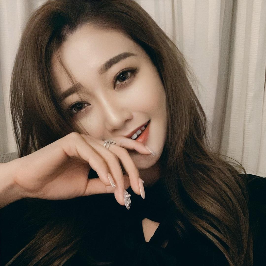 毕小欢luna