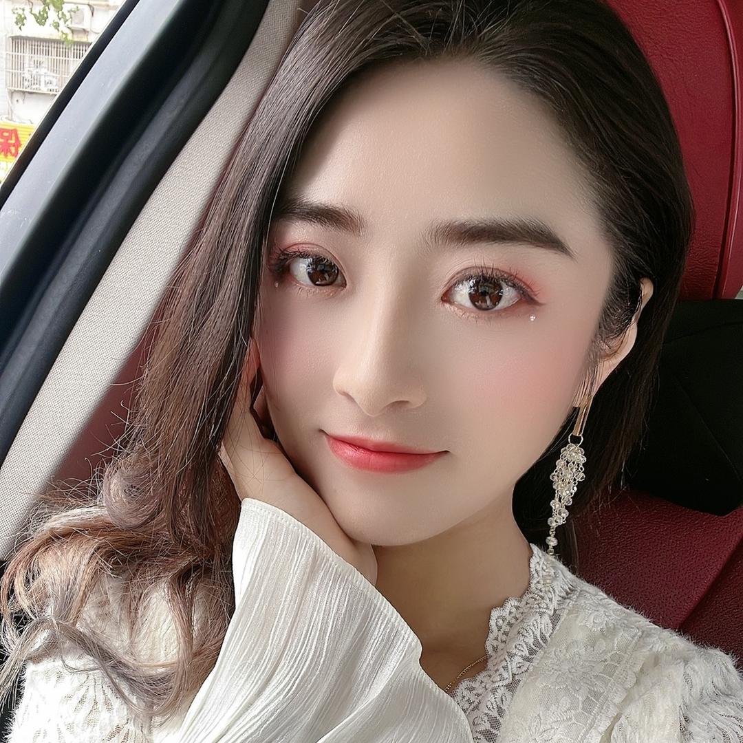 芮芮高端女装教搭配