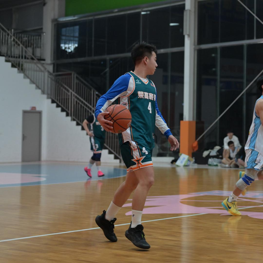 4Lzy.🏀