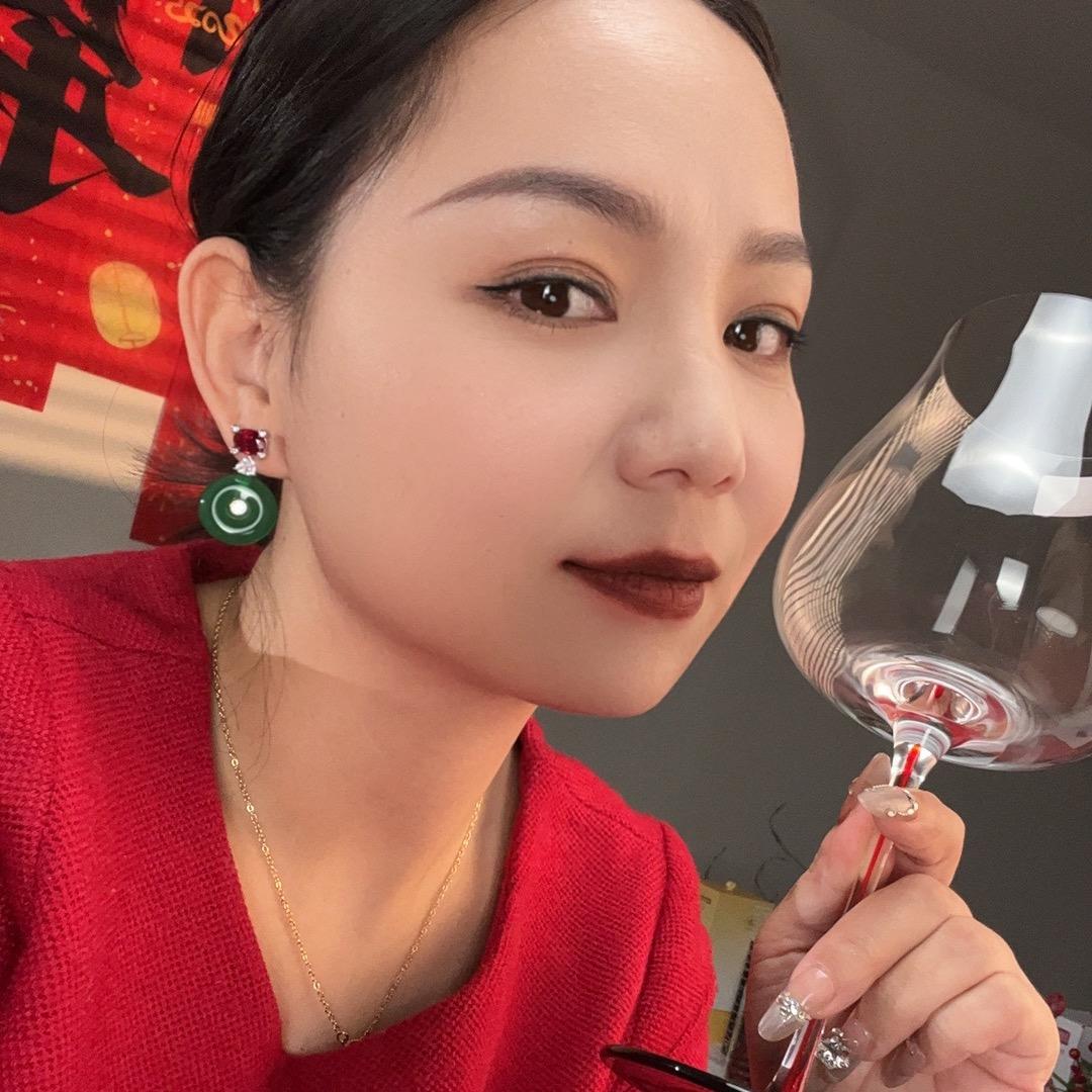 华婉水晶仓