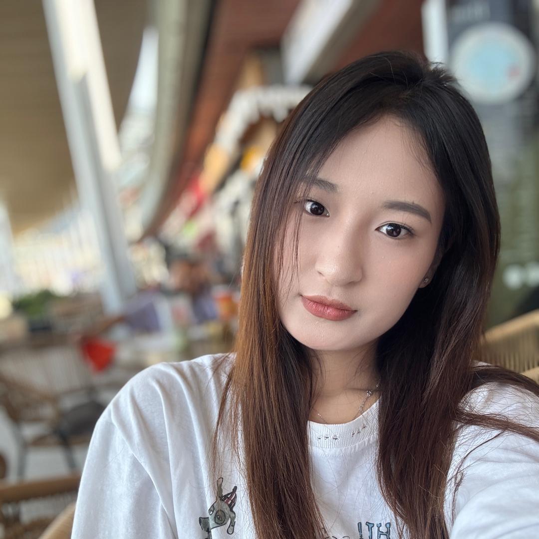 @罗曼达客理小莹.
