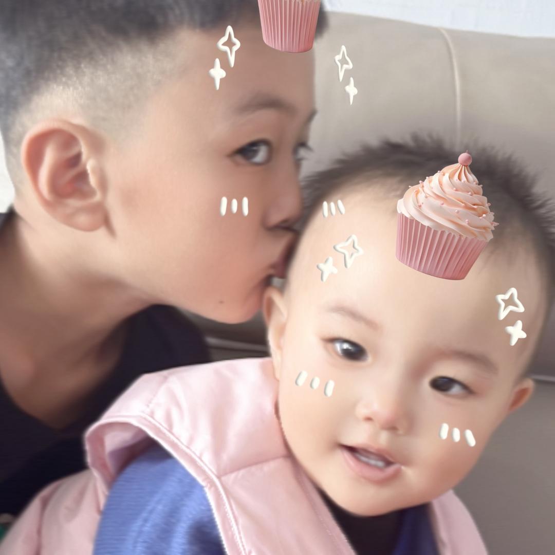 🍀李李🌸
