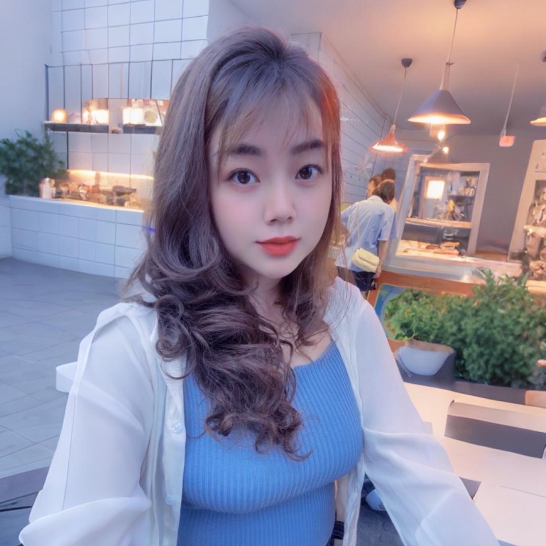 熬夜小咪吖（打不过昭昭抑郁）