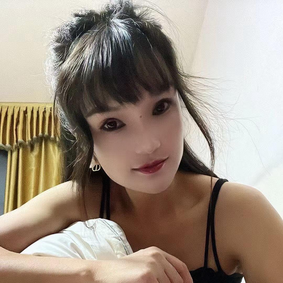 卢笑笑