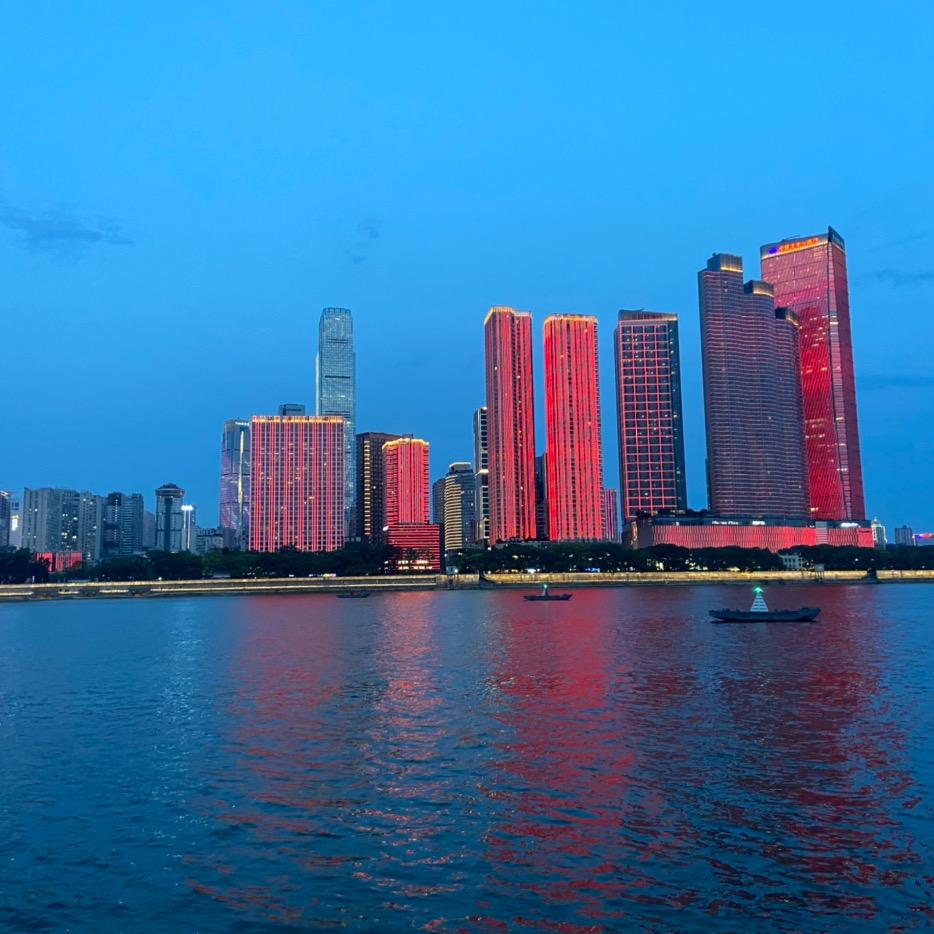 大步向前