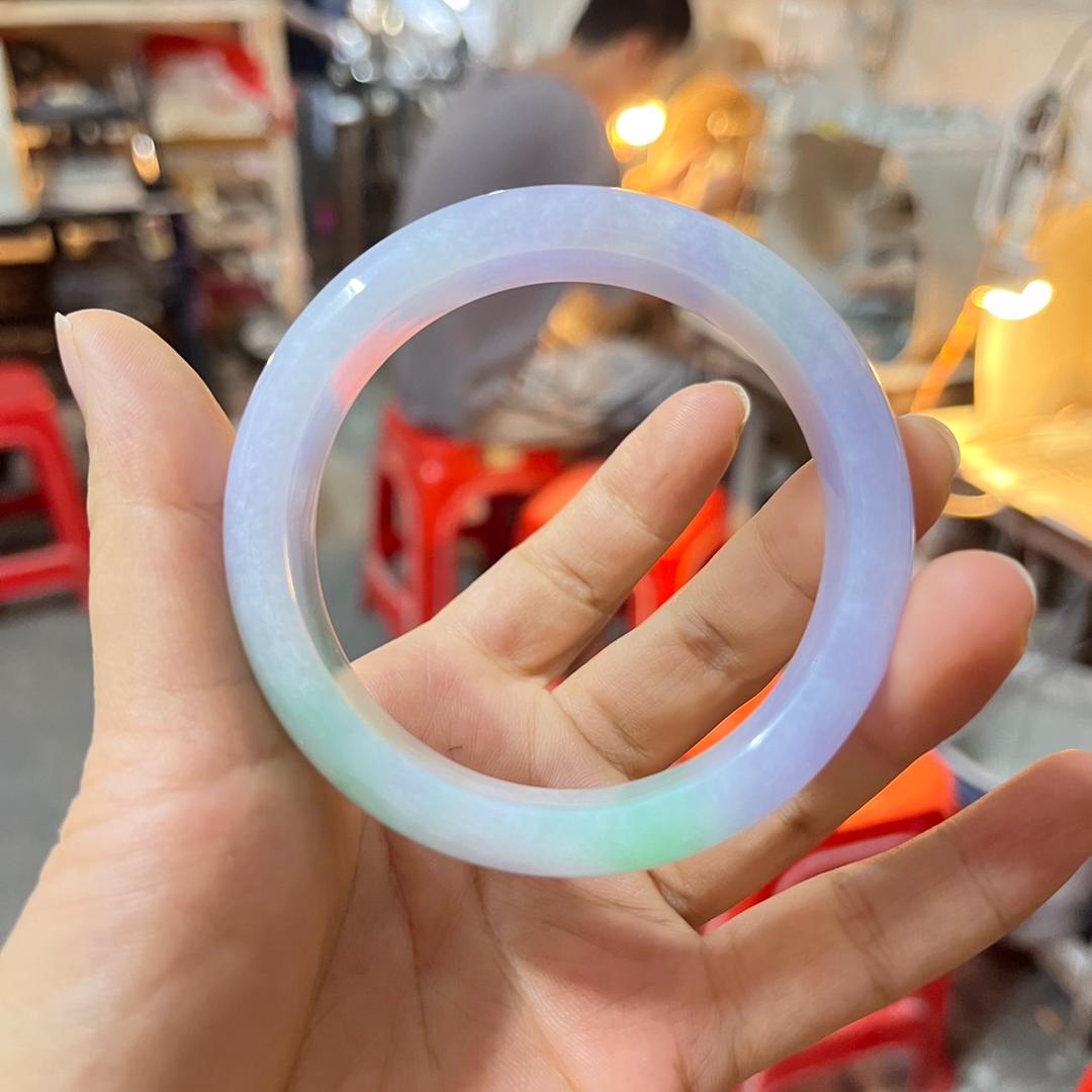 平洲阿杰翡翠手镯