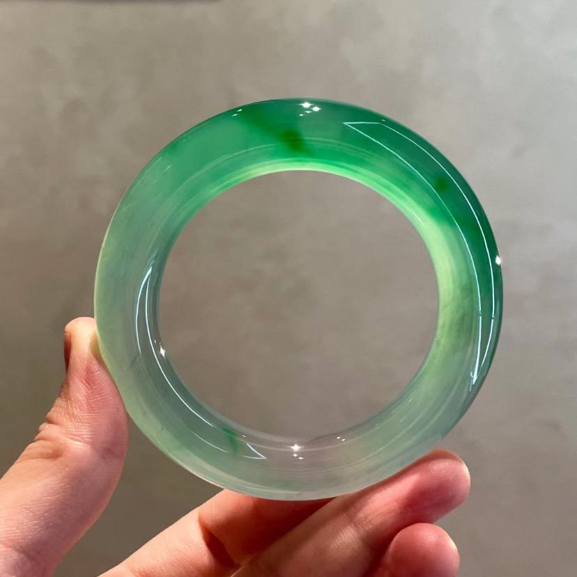 冰纯翡翠珠宝