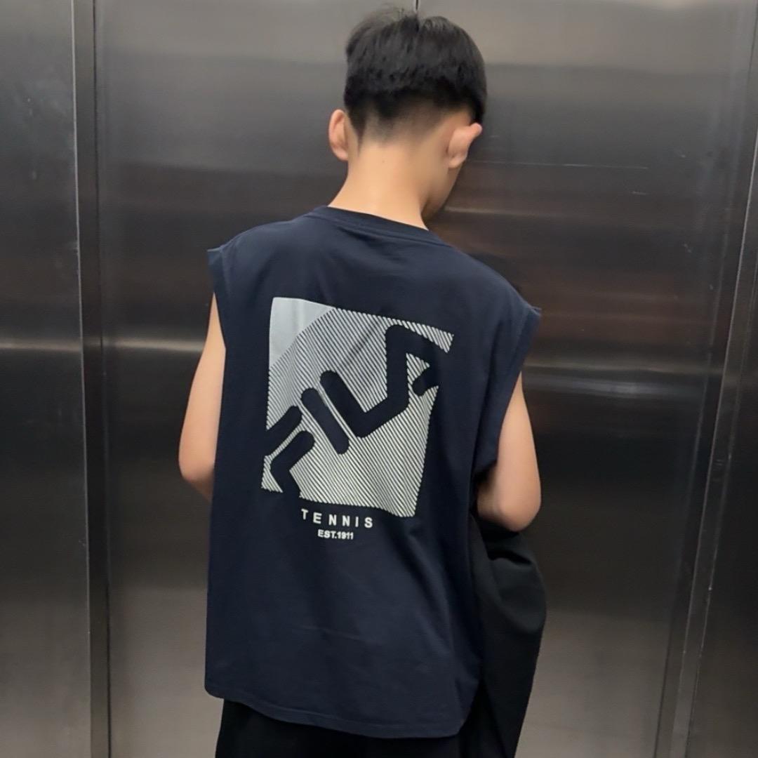 李李：