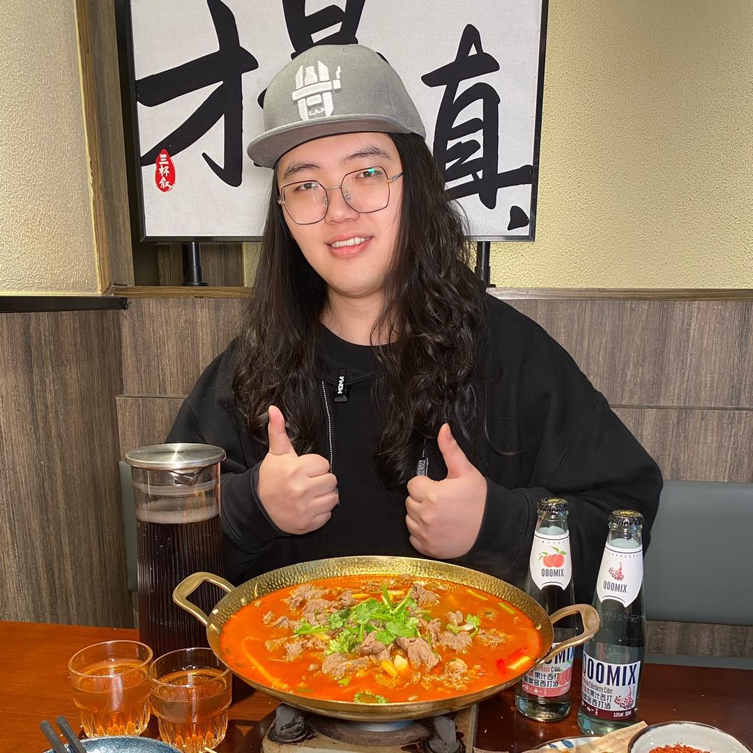 小居巨能吃