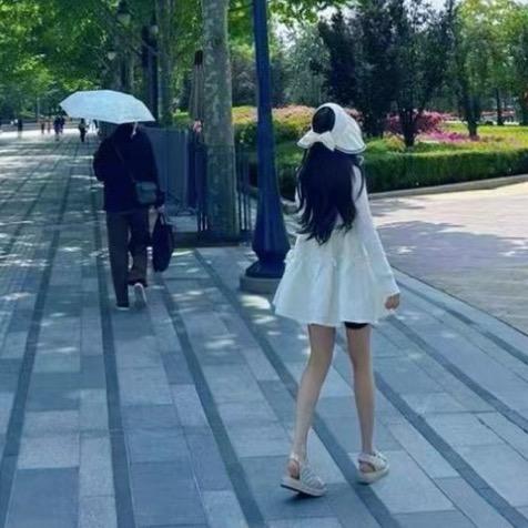 成都颂逸良商贸有限公司