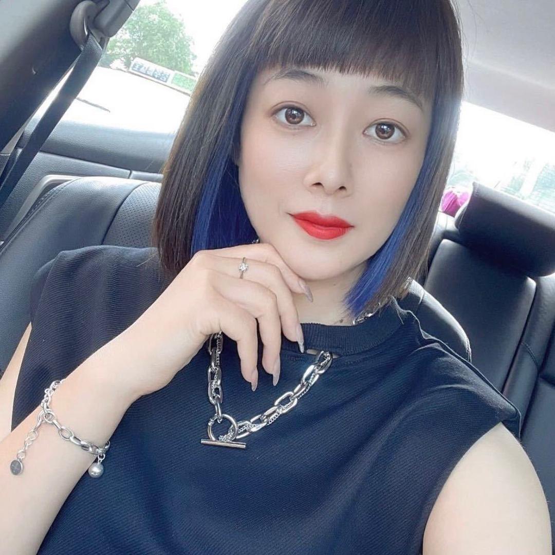 松原南姐名品服装店