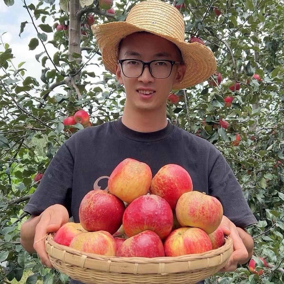 小郎哥爱水果