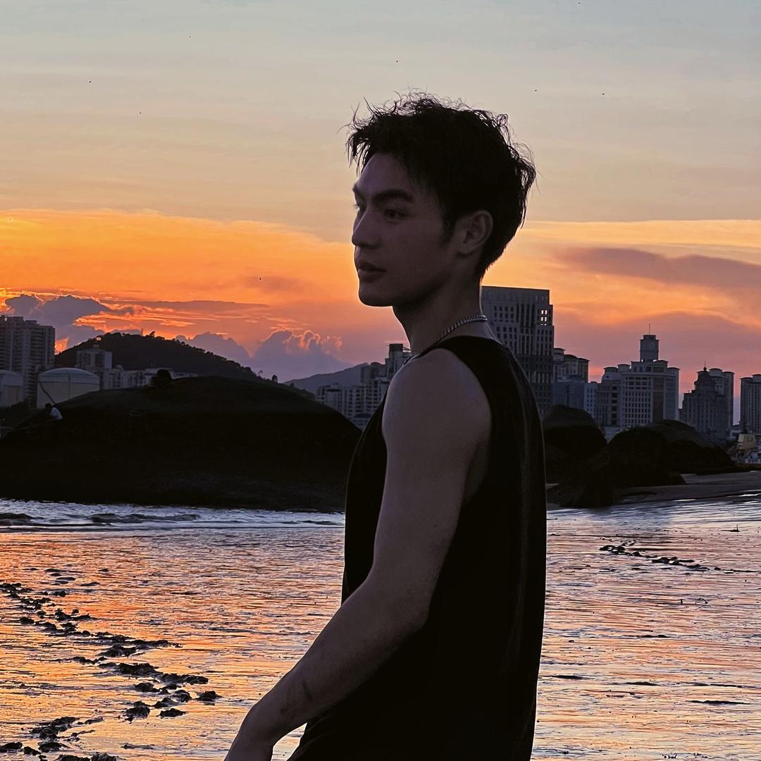 FR·彭于晏/郑子晗（总创/创始人）