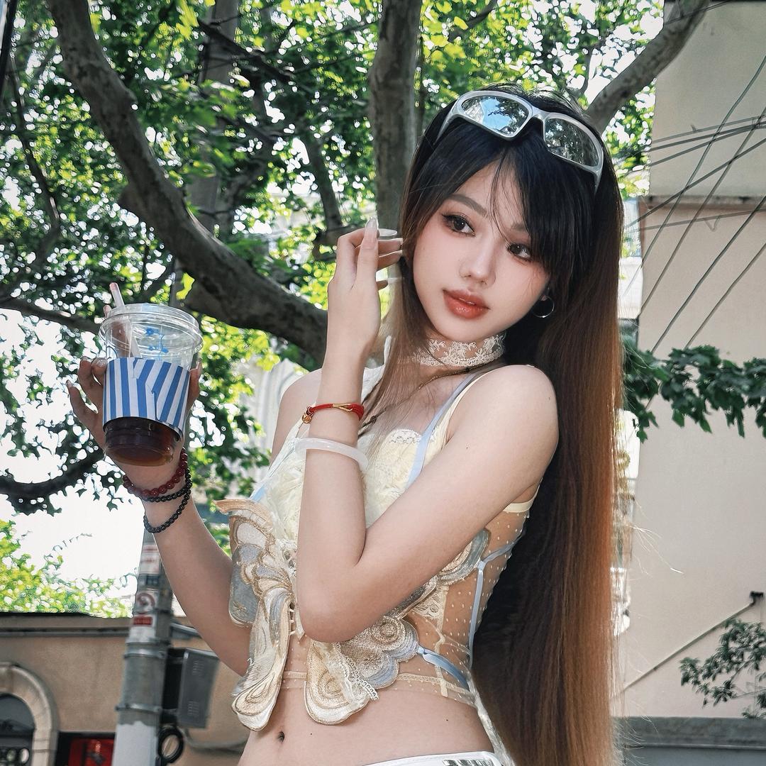 一尾小金鱼🐟