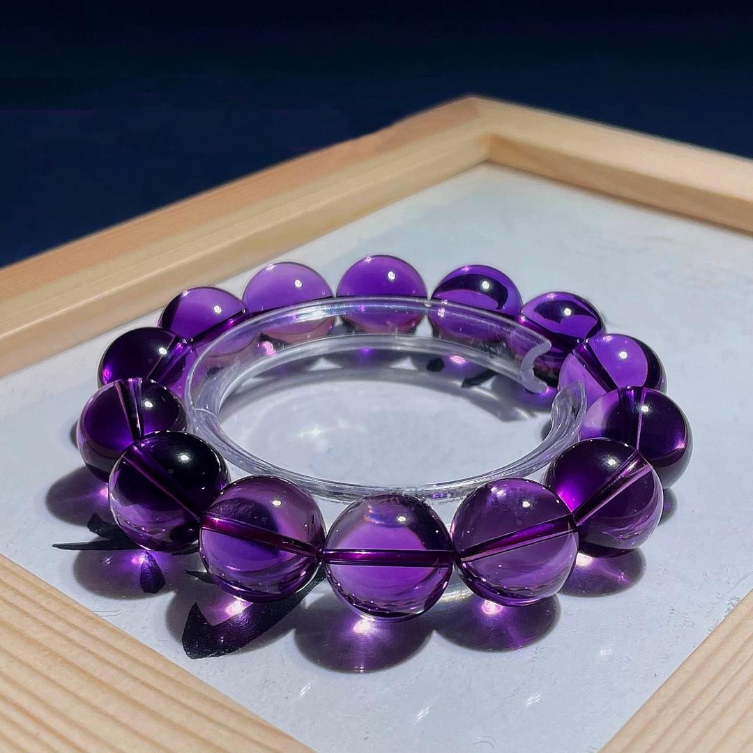 可塘晶珊珠宝批发晶灵珠宝