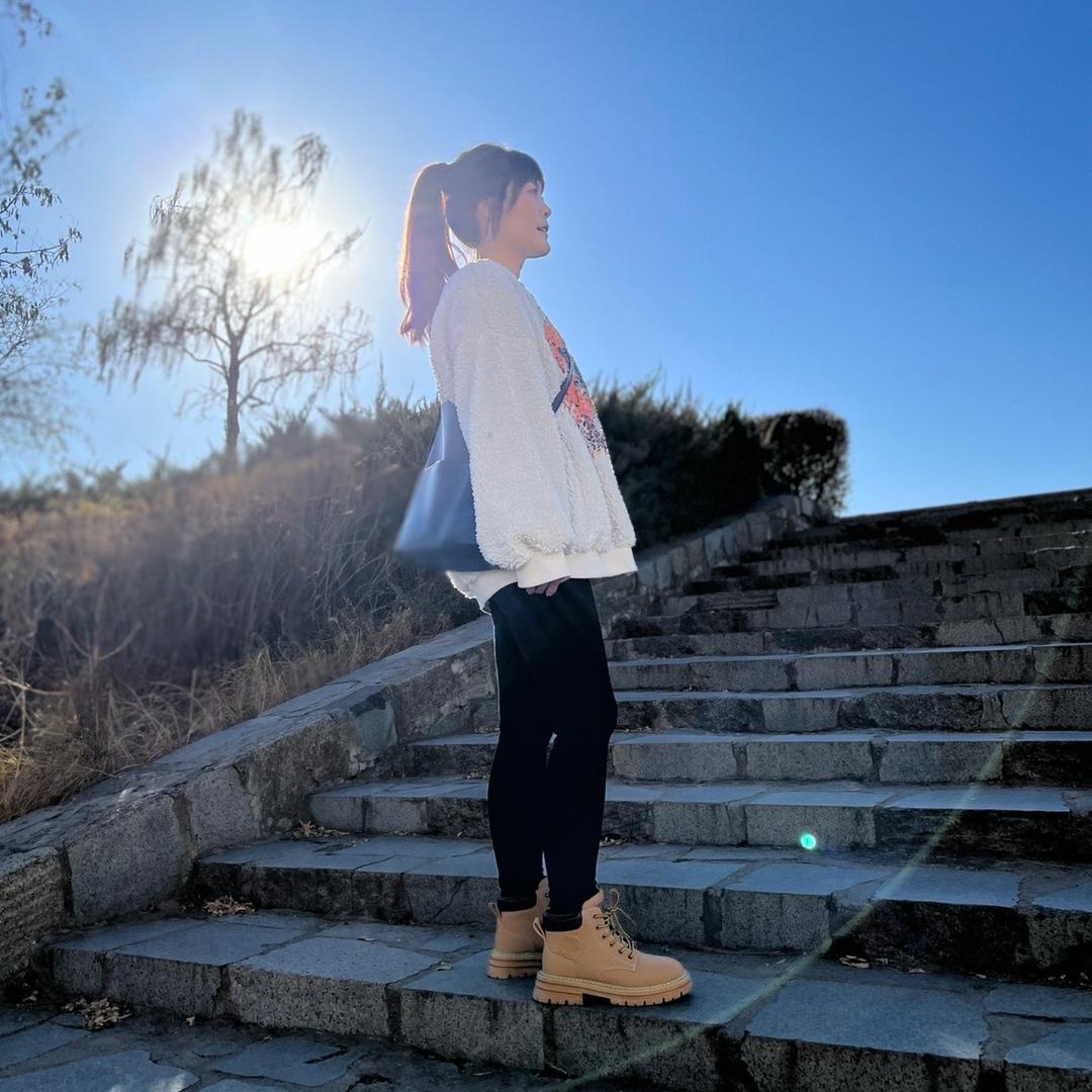 小尾巴～小酒馆烧烤老板娘