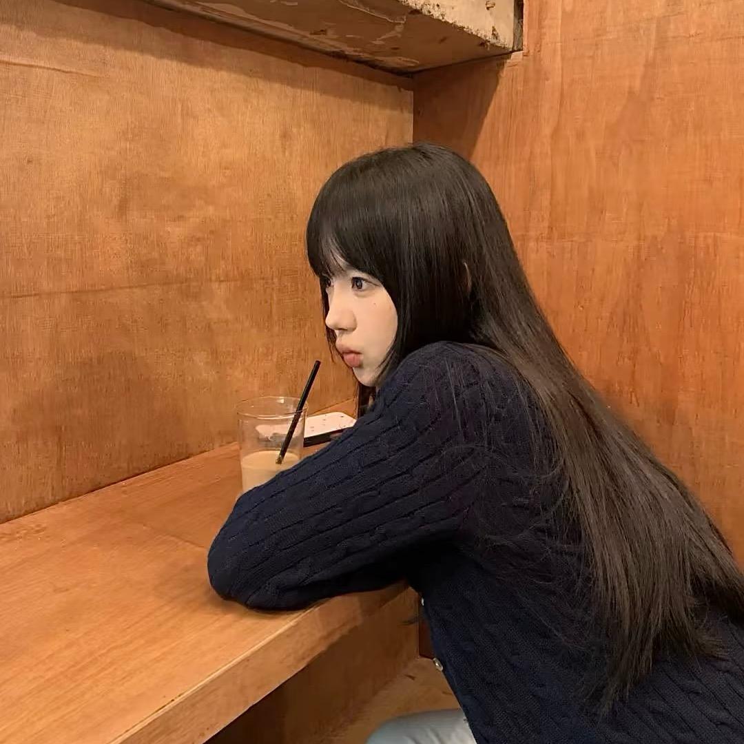 嘟嘟^