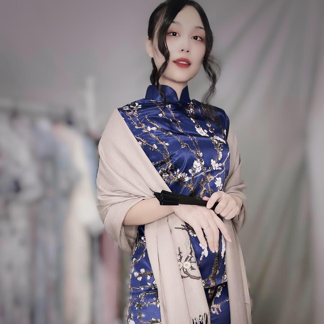 小君君旗袍