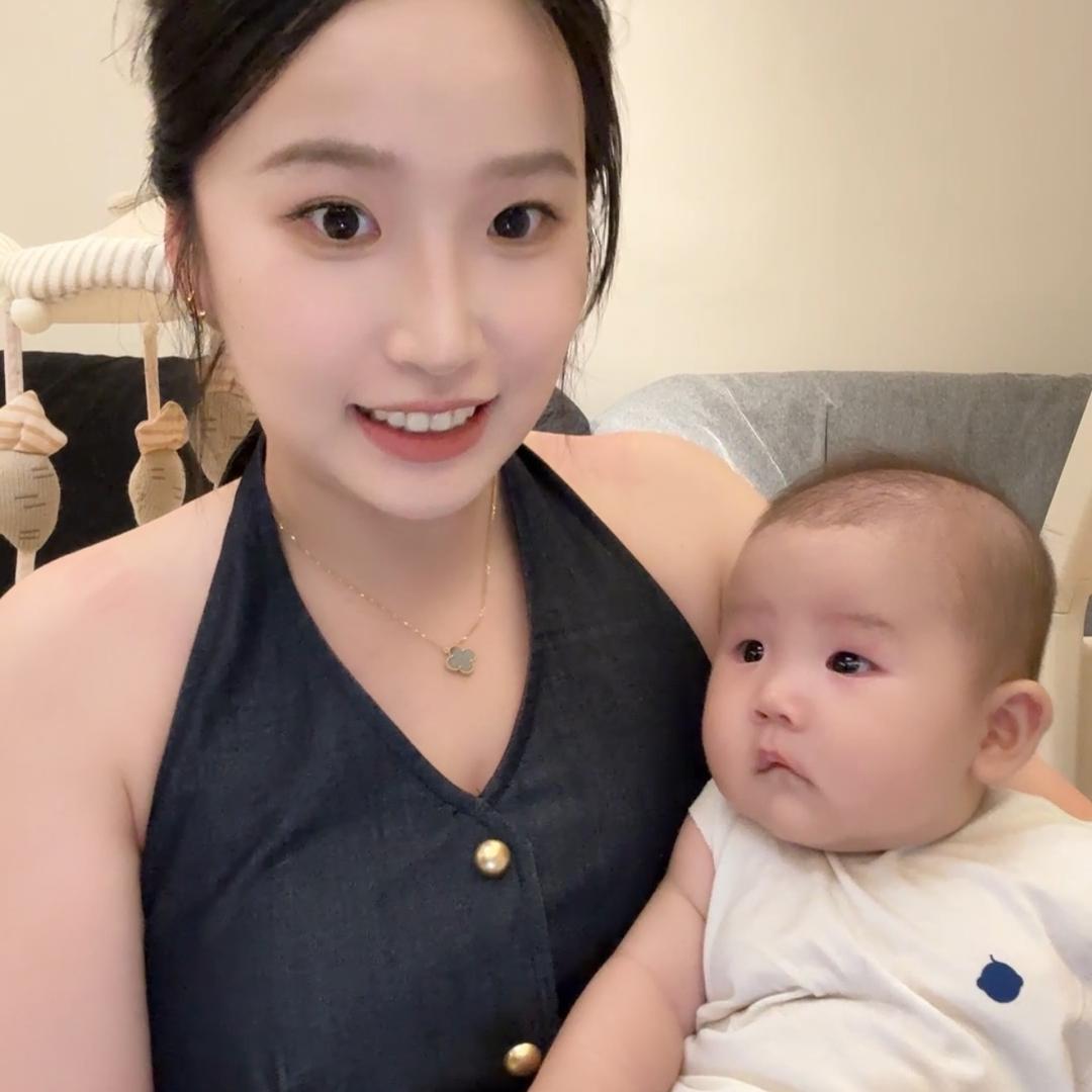 福宝和麻麻