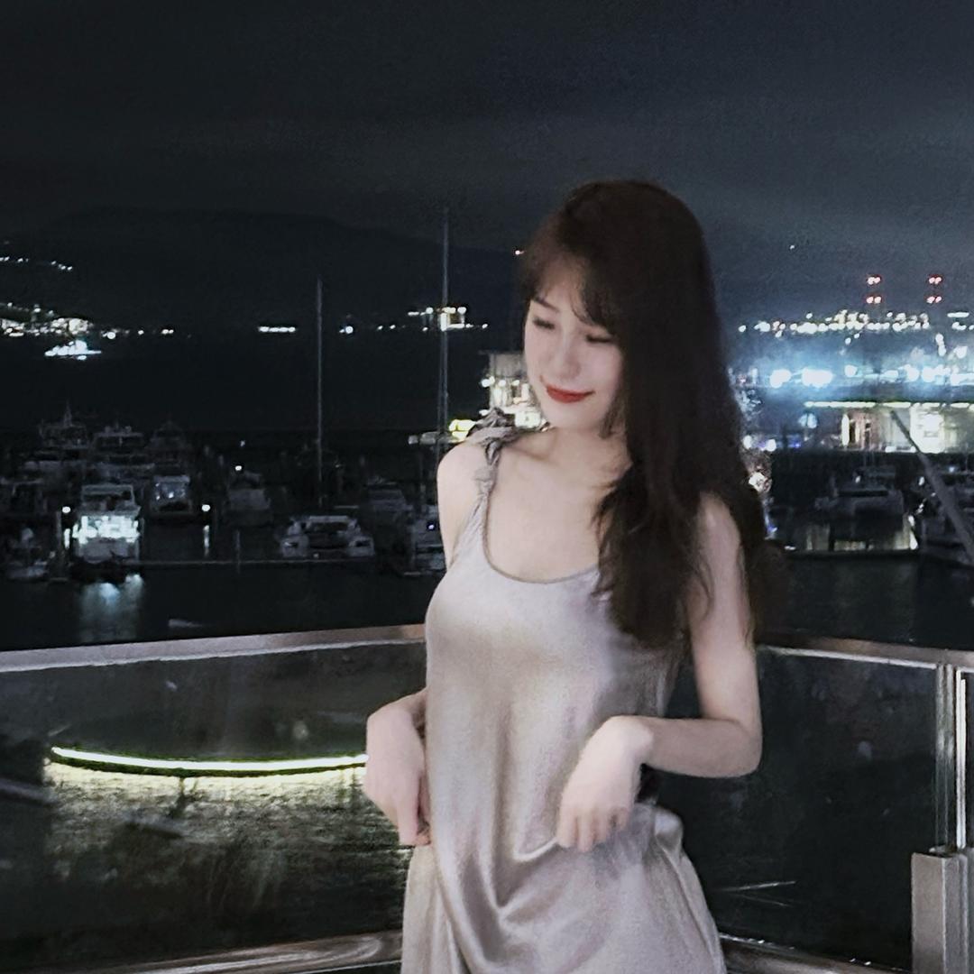 南油LEA服饰 筱鹿