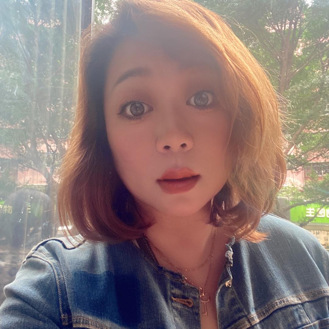 贺姐飞行员招考官