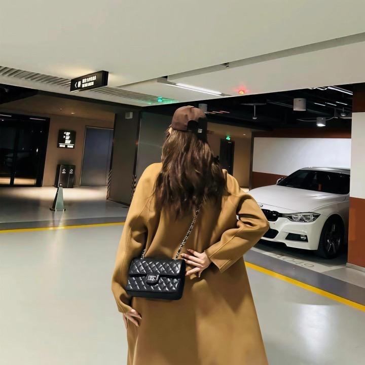 低俗