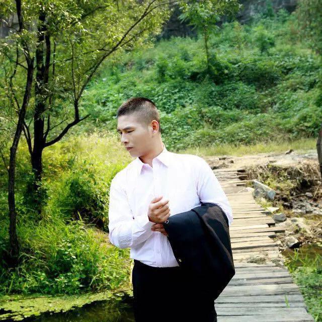 誓沁网络科技-大闸蟹-小5