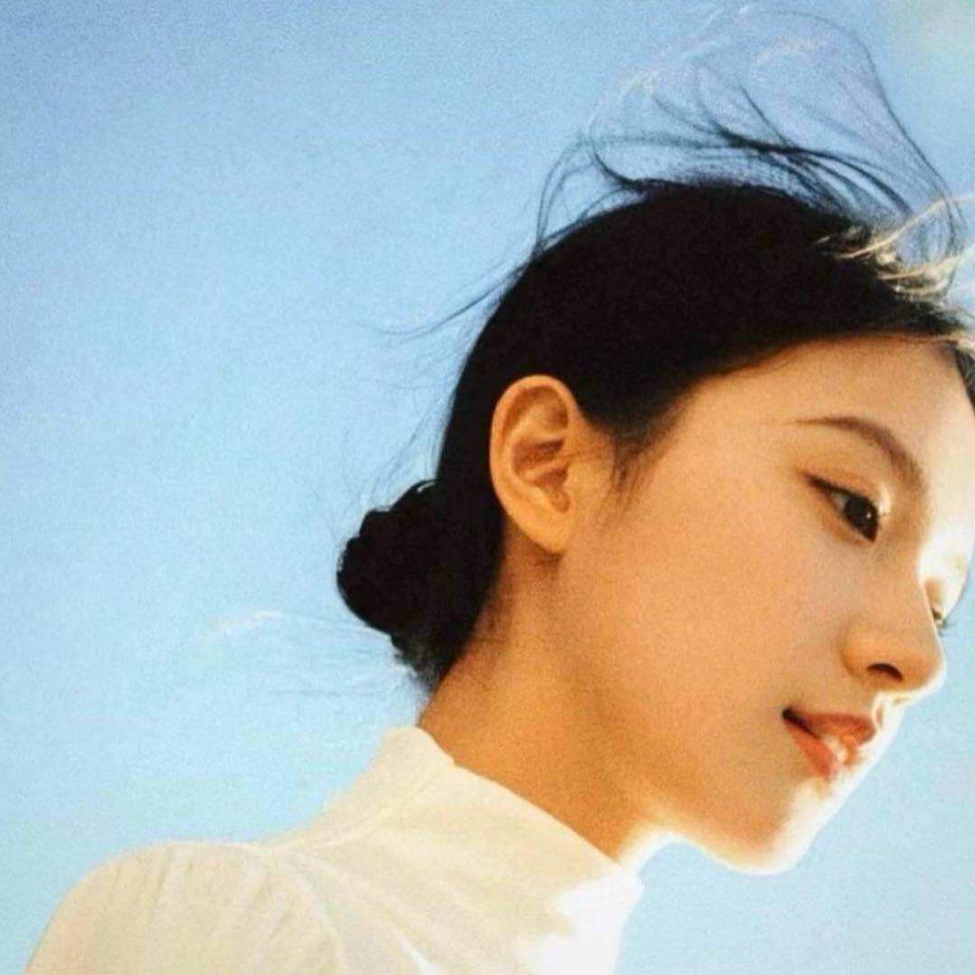 看谁都差点意思