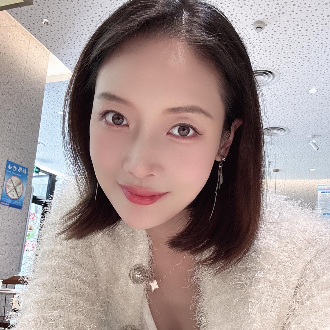 西宁居间金rong馨瑶