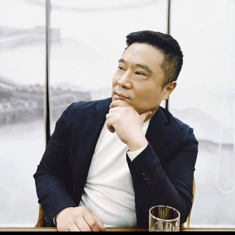 聊字、李先生