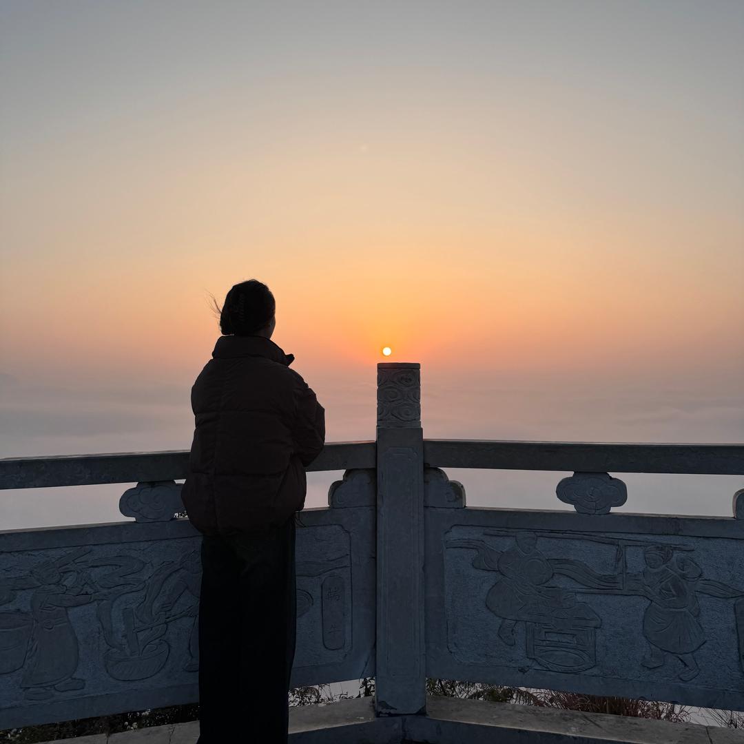 毕节盘古店利郎男装——小小蒋