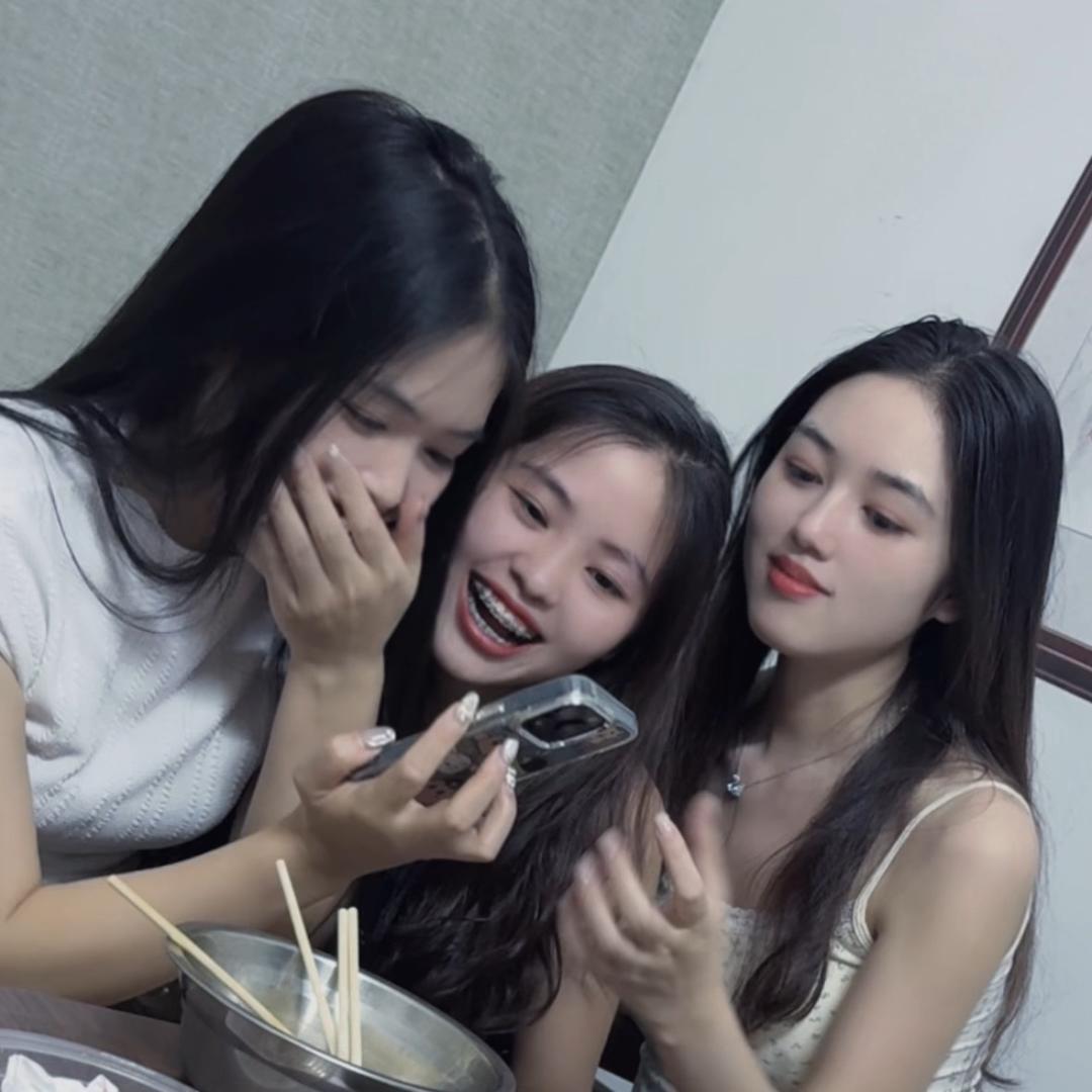 @王京琼