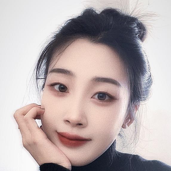 李Li  °