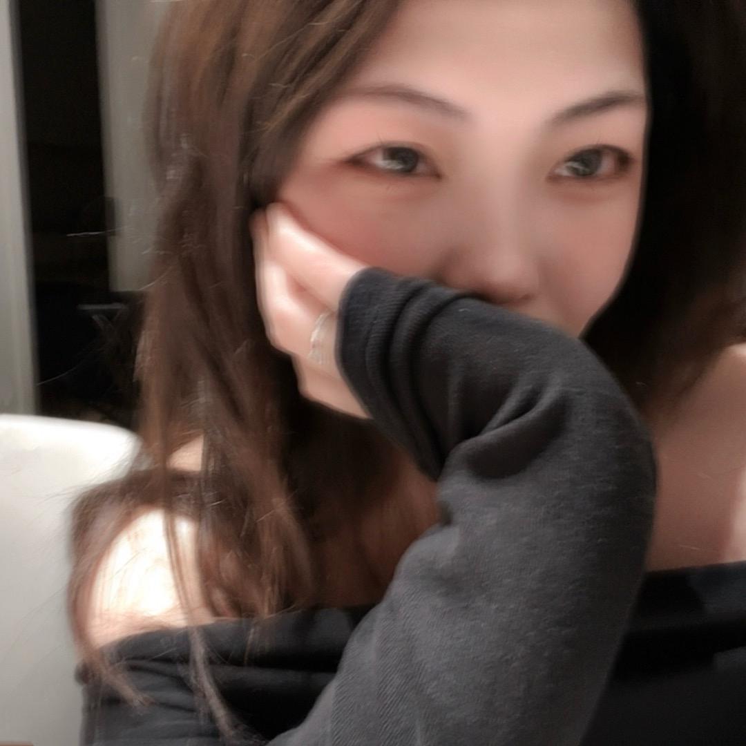 李李李李桉煜   🧡