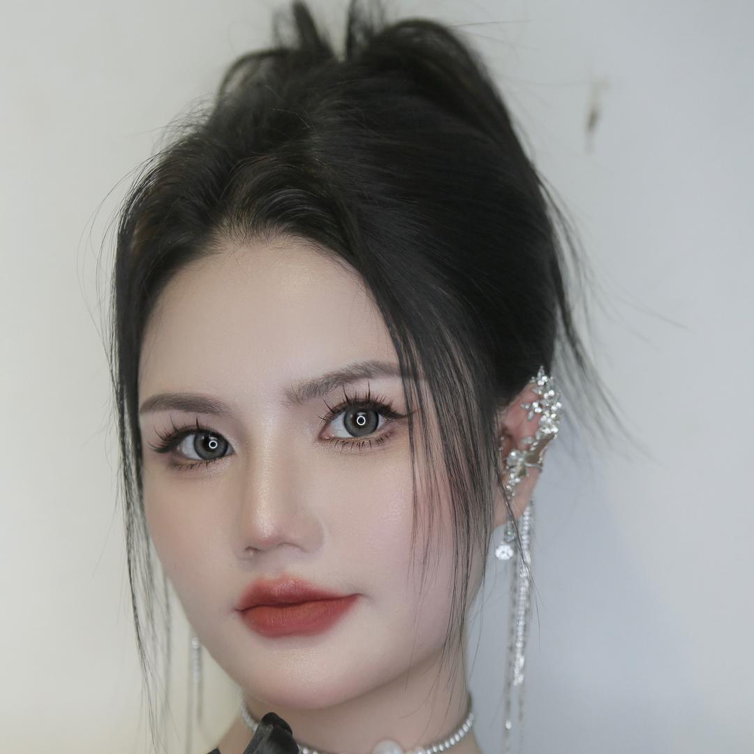 斌斌～纹绣师 化妆师