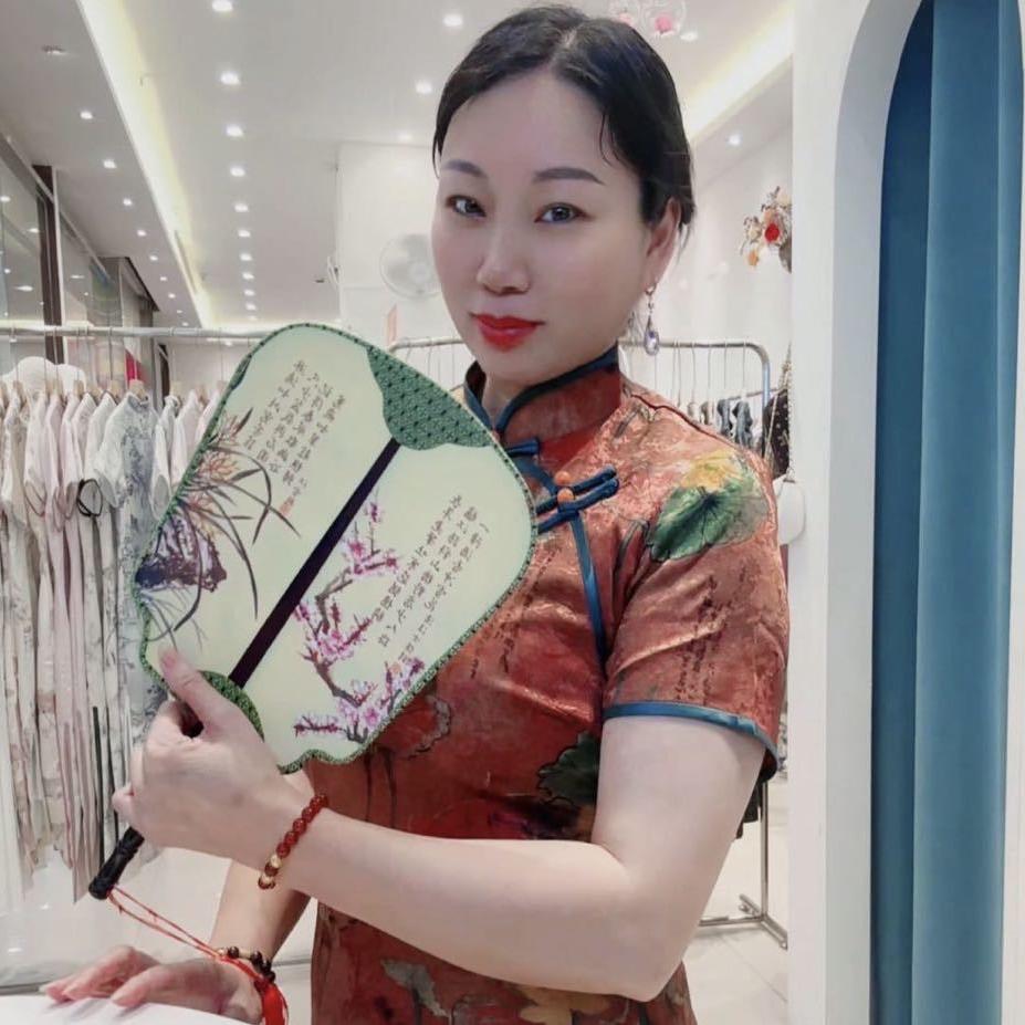 南雄美丽衣橱莲姐
