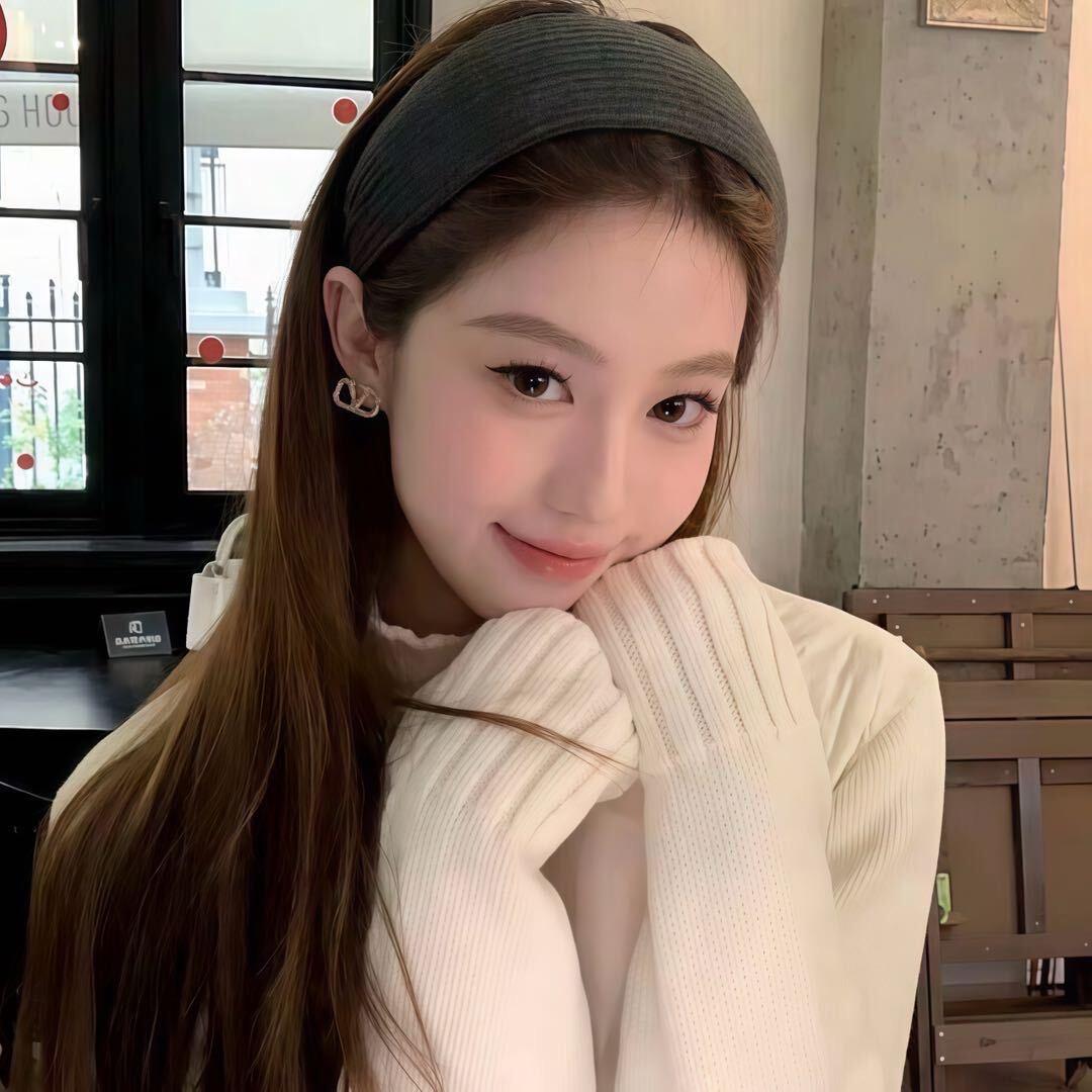 美女不⁶泪